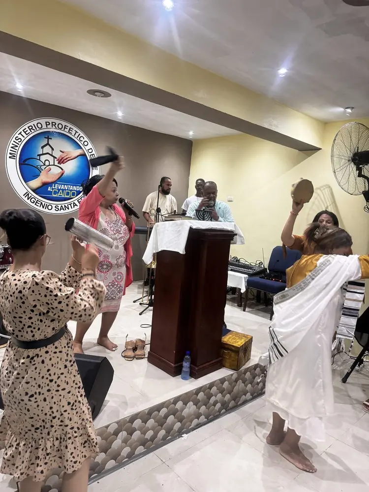 Servicio en Ingenio Santa Fe, República Dominicana